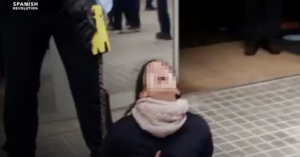 Mossos pistola eléctrica