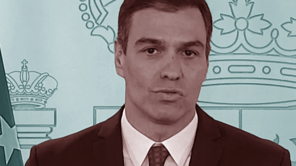 Sánchez ejerce acciones legales contra un periodista de OK Diario que publicó un bulo contra él y Begoña Gómez