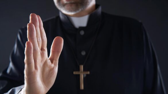 cura sacerdote - Alemania