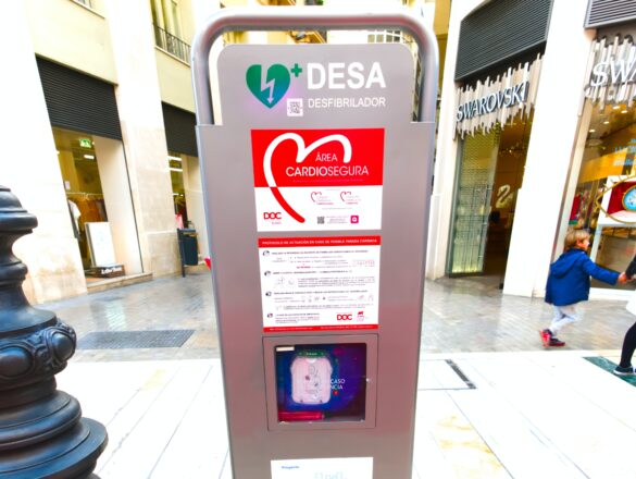 la chispa de la vida que es un desfibrilador externo semiautomatico y quien puede utilizarlo