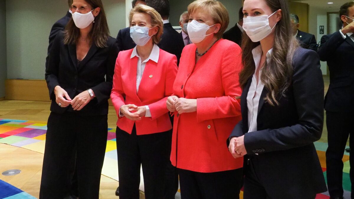 2020, el año en que las dirigentes europeas gestionaron mejor la pandemia que sus colegas varones