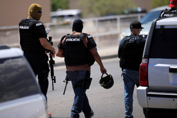 policía