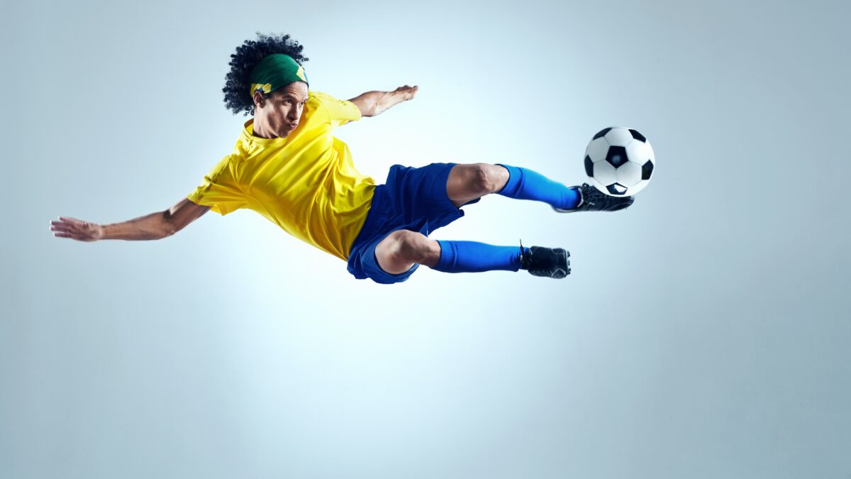 Cómo lograr que los futbolistas salten más alto