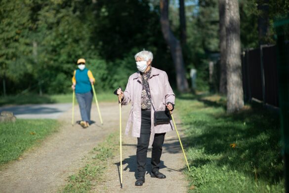 moviendonos somos menos vulnerables a la covid 19 a cualquier edad