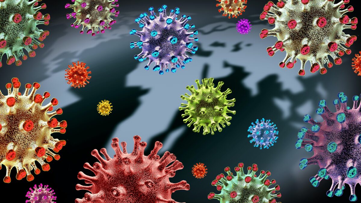 ¿Cómo aumenta la infectividad del SARS-CoV-2 conforme aparecen variantes?