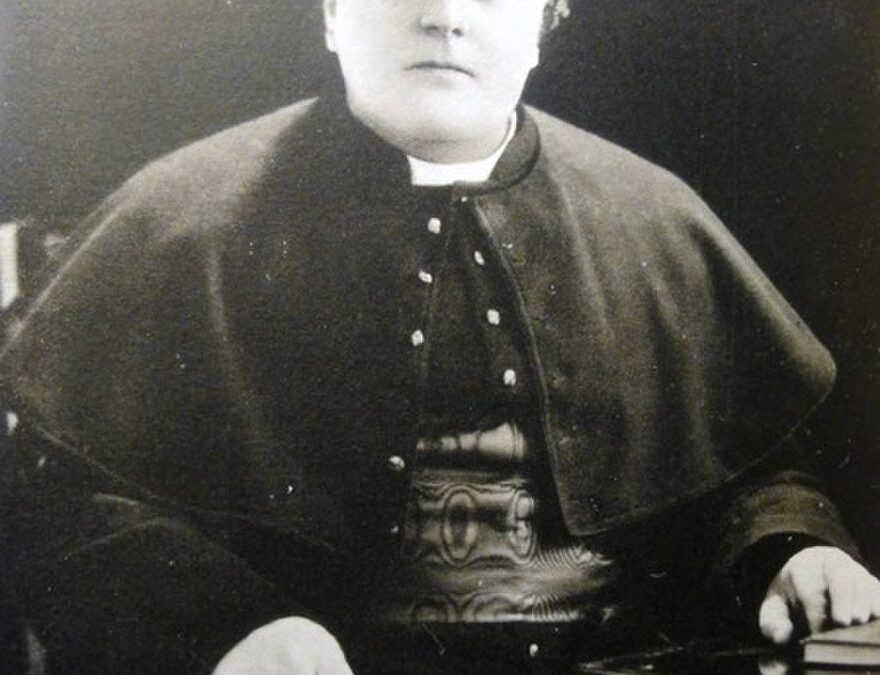 El clérigo que intentó combatir la superstición y acabó dándola a conocer a todo el mundo