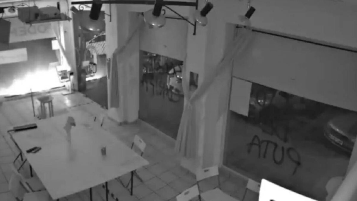 «Es un atentado terrorista»: atacan con material explosivo la sede de Podemos en Cartagena