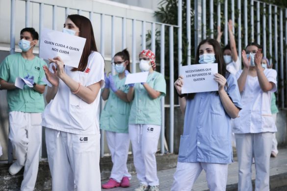 Sanitarias reivindicando que los refuerzos se queden