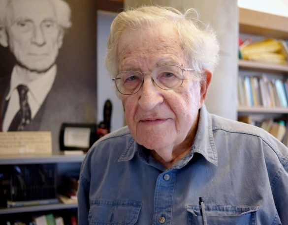 Noam Chomsky 2016