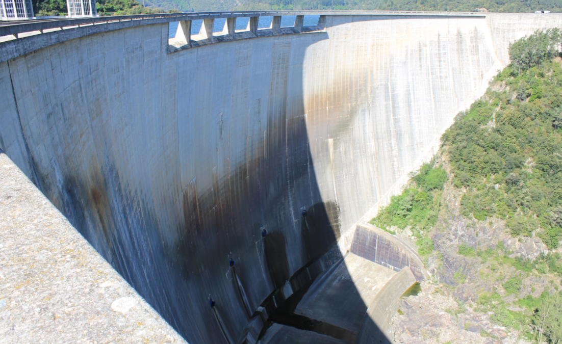 Las reservas de agua embalsada caen hasta los niveles de la gran sequía de los noventa