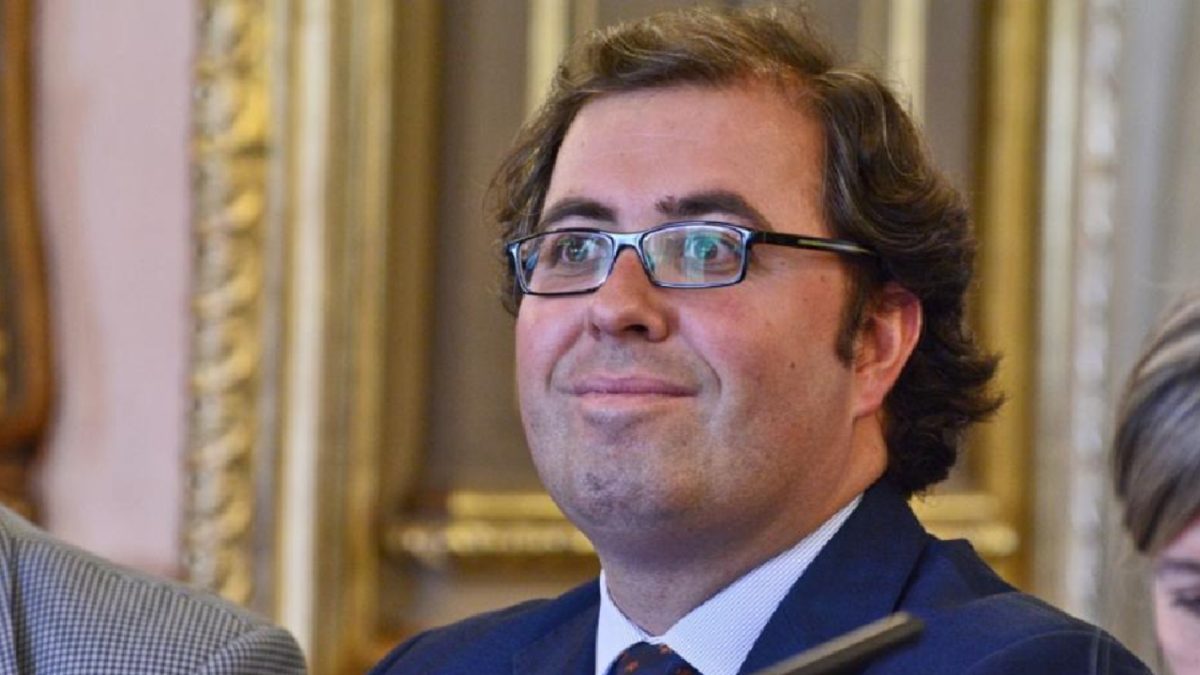 Las mofas contra Alberto Casero al votar a favor de investigar al Gobierno de Rajoy por la ‘Operación Cataluña’