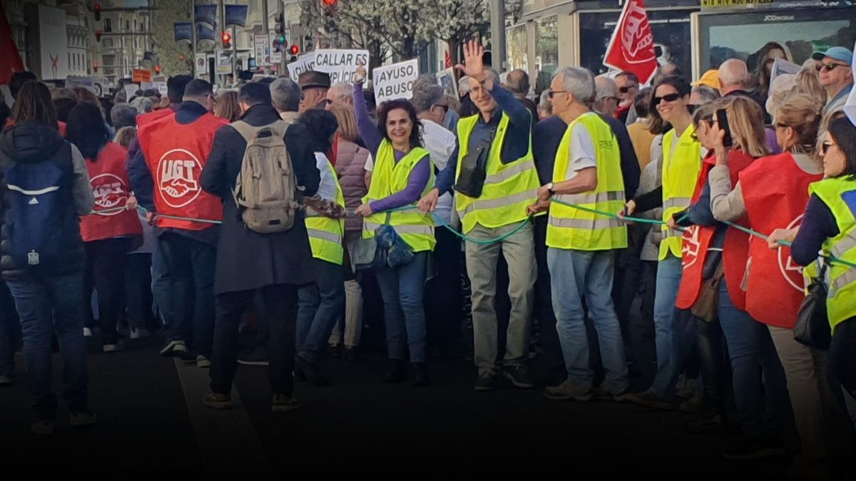 Decenas de miles de personas vuelven a gritárselo a Ayuso en las calles: «Por una sanidad pública, universal y de calidad»