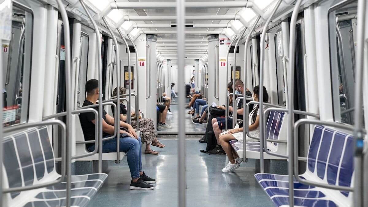 «La gente me ha empezado a insultar». El triste momento vivido por una joven con discapacidad en el Metro de Barcelona