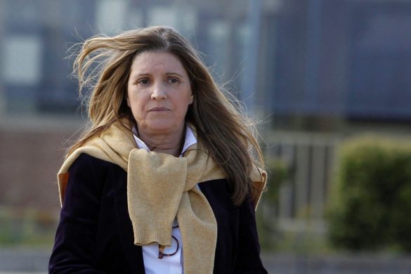 mujer barcenas