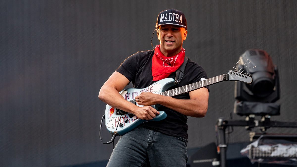 Vídeo | Tom Morello cita a Allende al entrar en Salón de la Fama del Rock & Roll: «No hay revolución sin canciones»