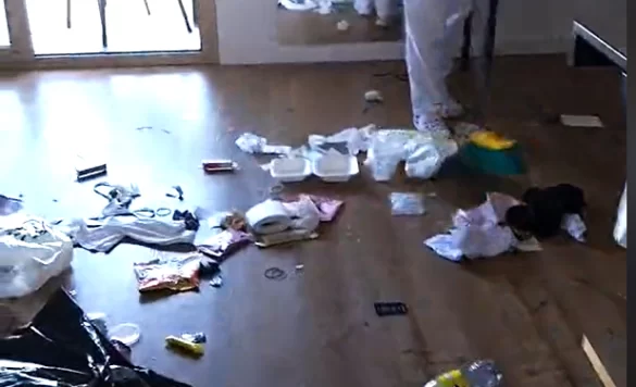 Basura en un hotel de Ibiza 1