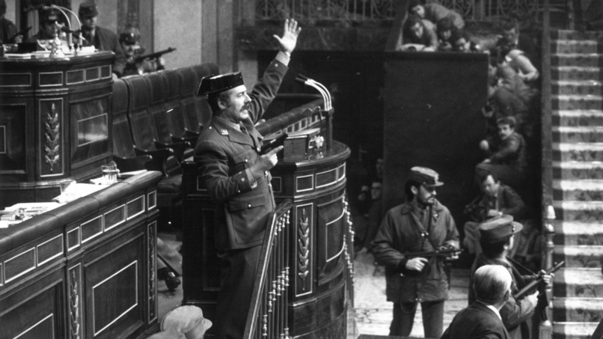El PSOE cierra filas: el 23-F sigue enterrado bajo el silencio oficial