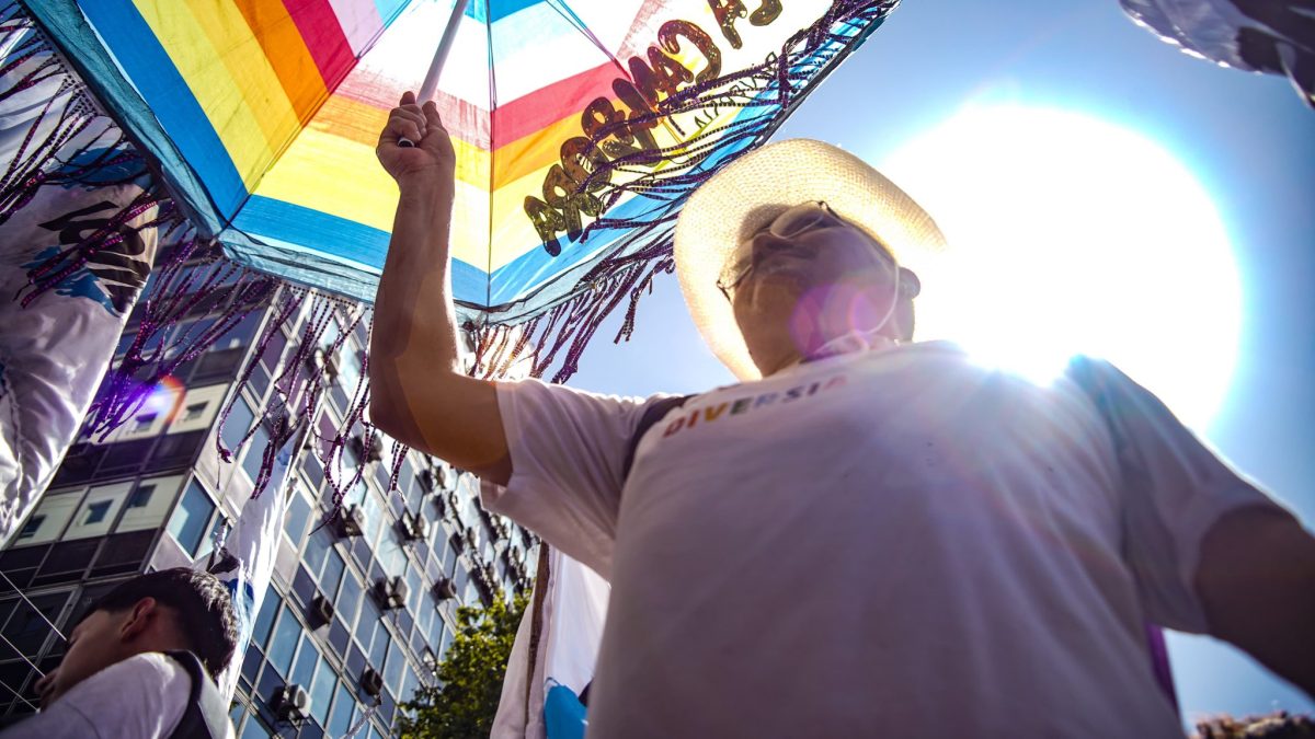 Una multitudinaria marea antifascista toma las calles de Argentina contra el discurso de odio de Milei