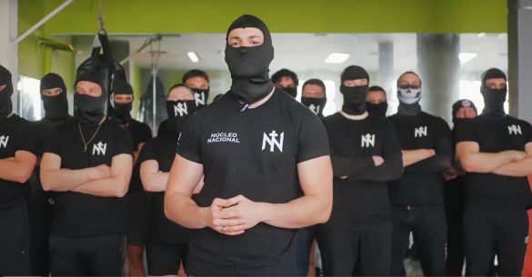 101661bb 43bb 412d bc54 b03f2a02e69c source aspect ratio default 0