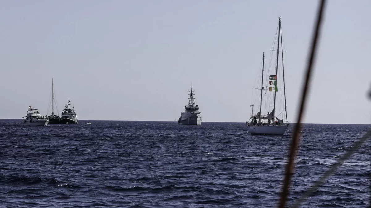 Noche de tensión en la Flotilla y abandono del Gobierno español