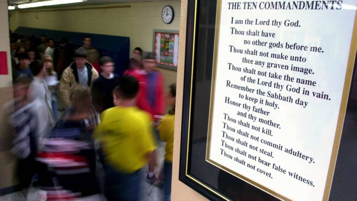 Texas y el mandamiento de la imposición: cuando la fe se convierte en obligación estatal