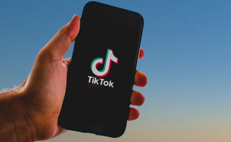 Periodismo ciudadano en TikTok: la nueva voz de la calle