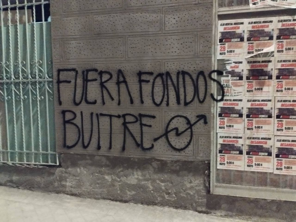 Una acción anónima sabotea 153 pisos turísticos en barrios asfixiados por la gentrificación en Madrid 1 image 6